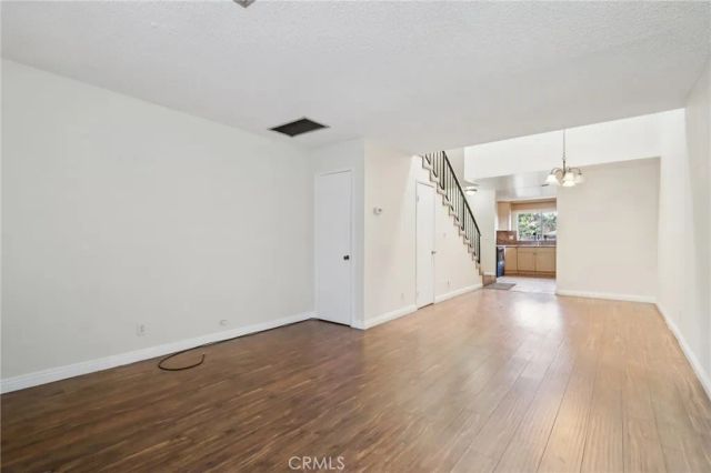 7320 Lennox Avenue D11, Van Nuys, CA 91405