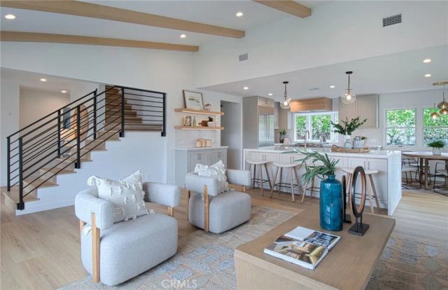 1789 Rogers Place, Costa Mesa, CA 92627