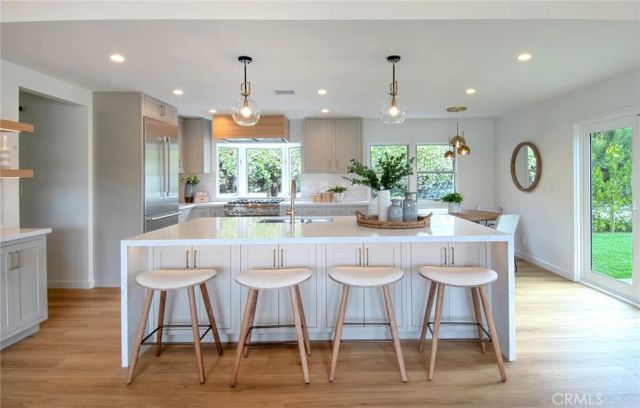 1789 Rogers Place, Costa Mesa, CA 92627