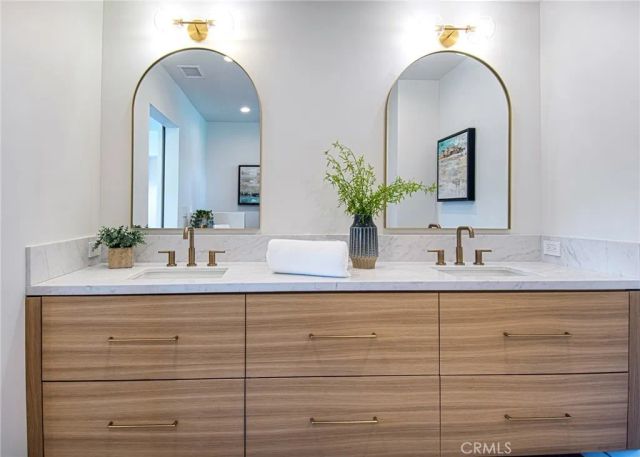 1789 Rogers Place, Costa Mesa, CA 92627