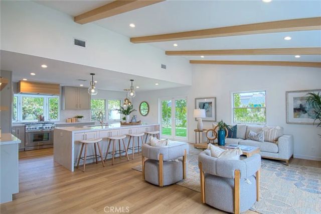 1789 Rogers Place, Costa Mesa, CA 92627