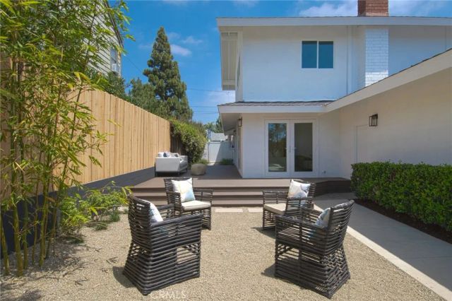 1789 Rogers Place, Costa Mesa, CA 92627