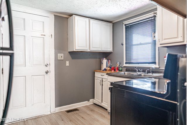 712 Washington Avenue, Hamlet, NC 28345