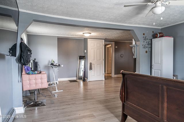 712 Washington Avenue, Hamlet, NC 28345