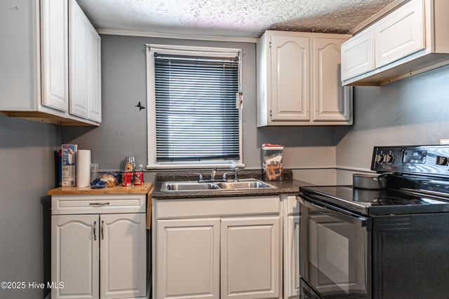 712 Washington Avenue, Hamlet, NC 28345