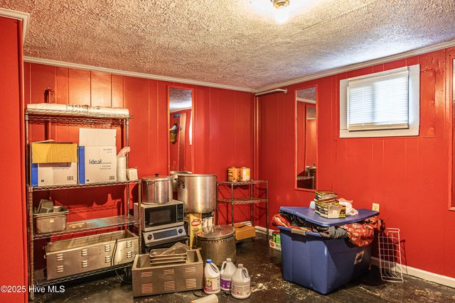 712 Washington Avenue, Hamlet, NC 28345