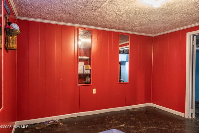 712 Washington Avenue, Hamlet, NC 28345
