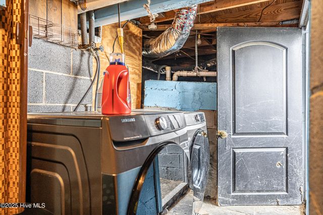 712 Washington Avenue, Hamlet, NC 28345