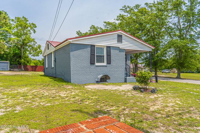 712 Washington Avenue, Hamlet, NC 28345