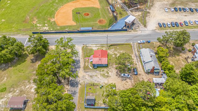 712 Washington Avenue, Hamlet, NC 28345