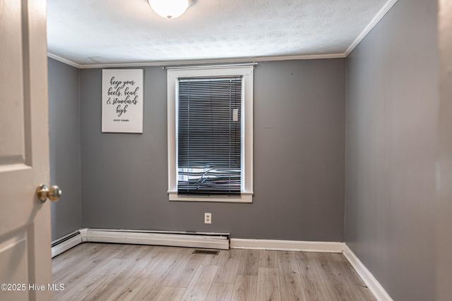 712 Washington Avenue, Hamlet, NC 28345
