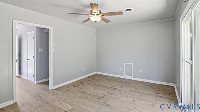3613 Creekwood Dr, Hopewell, VA 23860