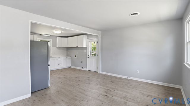 3613 Creekwood Dr, Hopewell, VA 23860