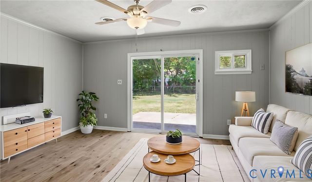 3613 Creekwood Dr, Hopewell, VA 23860