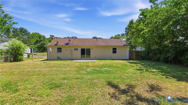 3613 Creekwood Dr, Hopewell, VA 23860