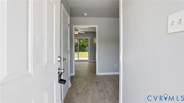3613 Creekwood Dr, Hopewell, VA 23860