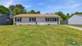 3613 Creekwood Dr, Hopewell, VA 23860