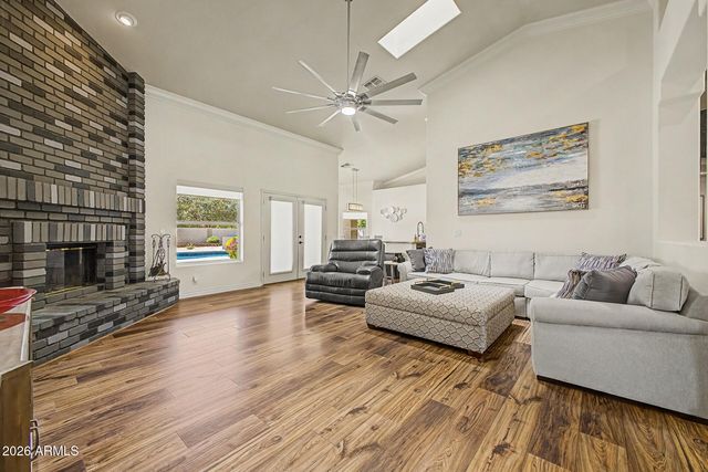 4637 W MISTY WILLOW Lane, Glendale, AZ 85310