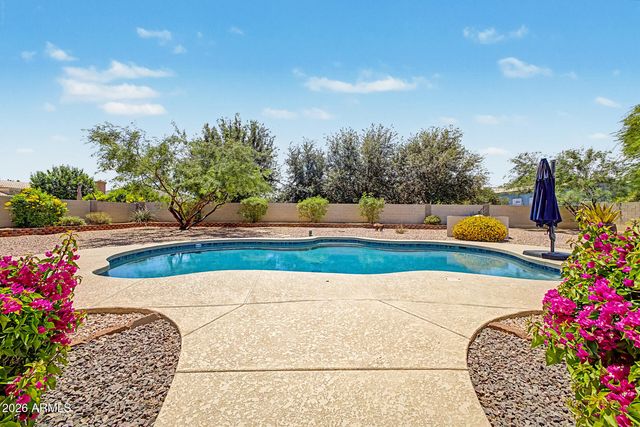 4637 W MISTY WILLOW Lane, Glendale, AZ 85310
