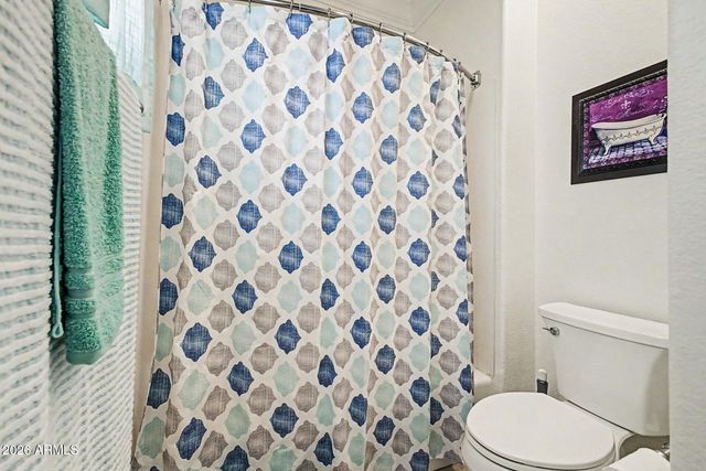 4637 W MISTY WILLOW Lane, Glendale, AZ 85310