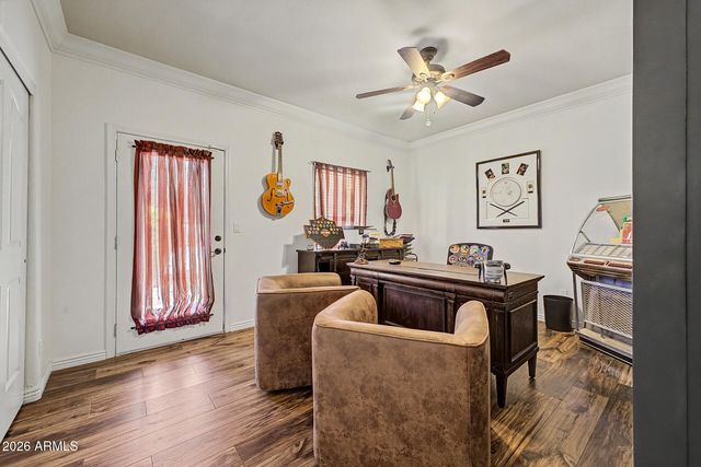 4637 W MISTY WILLOW Lane, Glendale, AZ 85310
