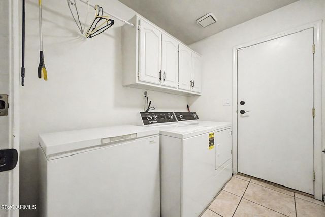 4637 W MISTY WILLOW Lane, Glendale, AZ 85310