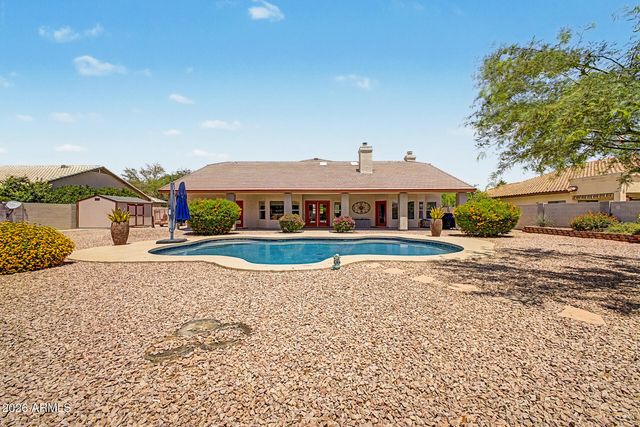 4637 W MISTY WILLOW Lane, Glendale, AZ 85310