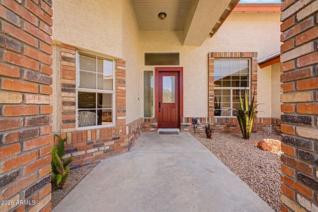 4637 W MISTY WILLOW Lane, Glendale, AZ 85310