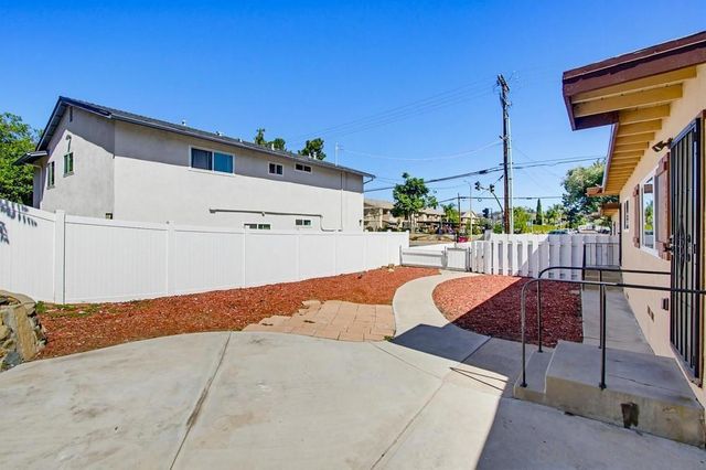 12429 Julian, Lakeside, CA 92040