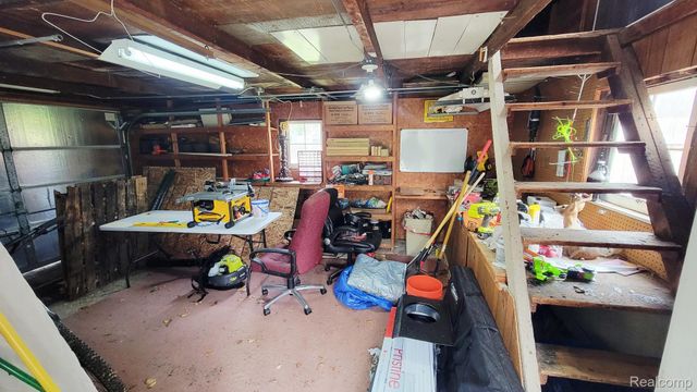 1256 Pine Street, Lapeer, MI 48446