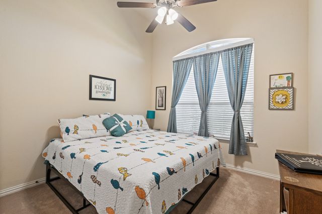 8901 Hillview Drive, Godley, TX 76044