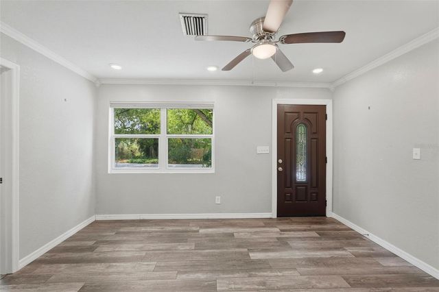 5124 19TH STREET N, St Petersburg, FL 33714