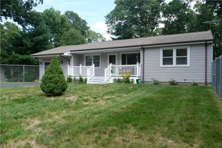 41 Bishop Hill Road, Johnston, RI 02919