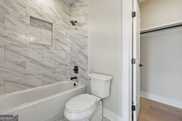 6003 Bluewater Boulevard, Gainesville, GA 30506