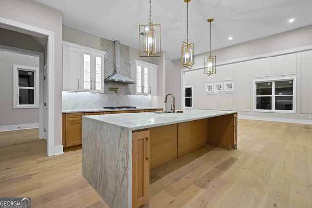 6003 Bluewater Boulevard, Gainesville, GA 30506