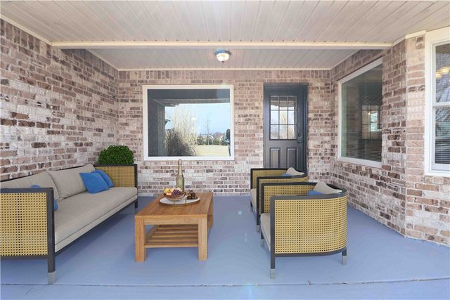 13648 N UA Beef Farm, Fayetteville, AR 72704