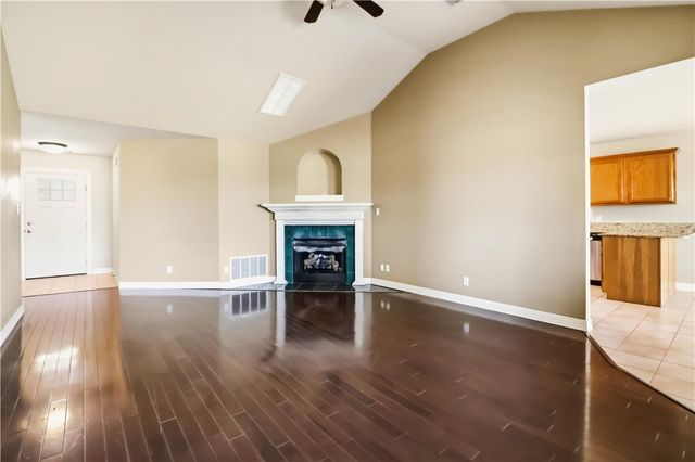 13648 N UA Beef Farm, Fayetteville, AR 72704