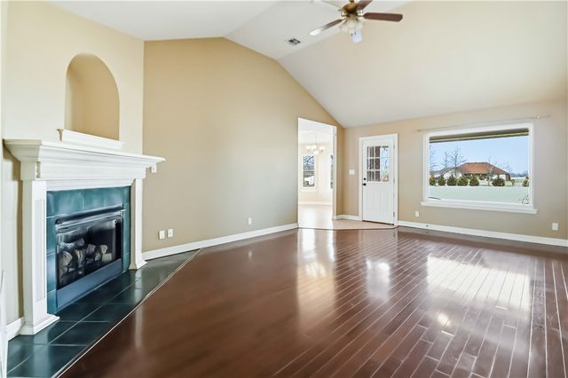 13648 N UA Beef Farm, Fayetteville, AR 72704