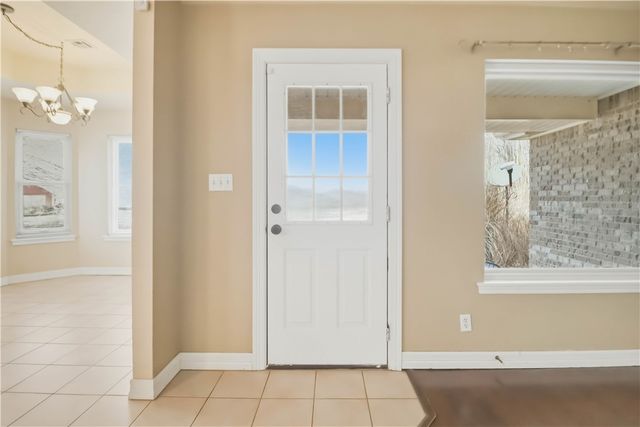 13648 N UA Beef Farm, Fayetteville, AR 72704