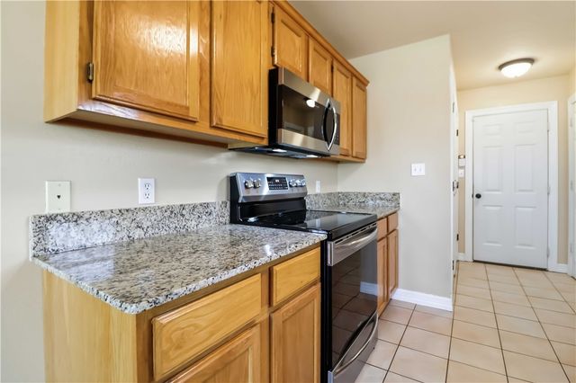 13648 N UA Beef Farm, Fayetteville, AR 72704