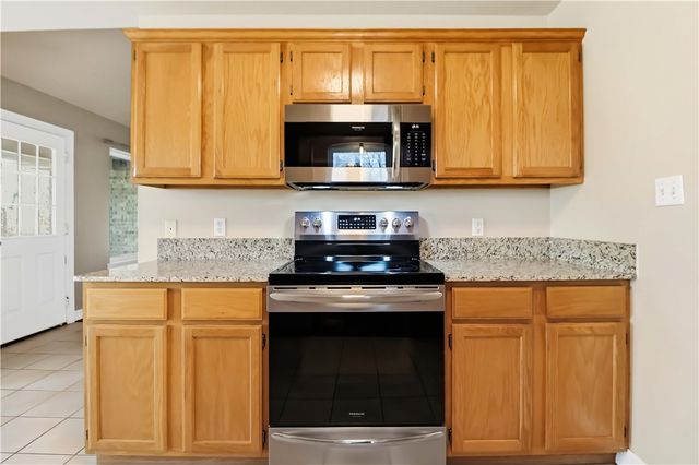 13648 N UA Beef Farm, Fayetteville, AR 72704