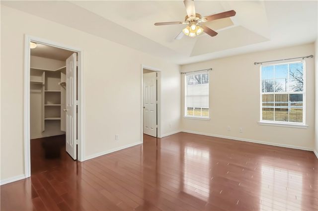 13648 N UA Beef Farm, Fayetteville, AR 72704