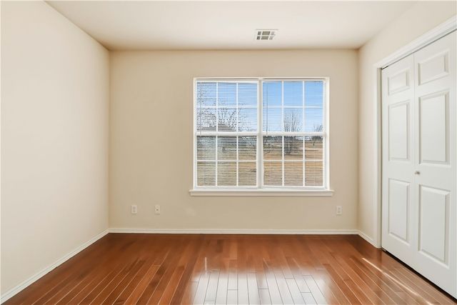 13648 N UA Beef Farm, Fayetteville, AR 72704