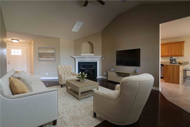 13648 N UA Beef Farm, Fayetteville, AR 72704