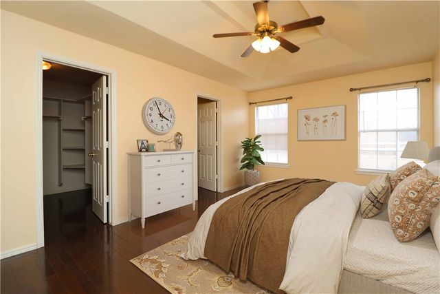 13648 N UA Beef Farm, Fayetteville, AR 72704