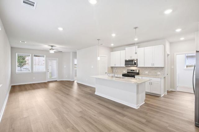 6717 Chinapkin Oak Lane, Conroe, TX 77304