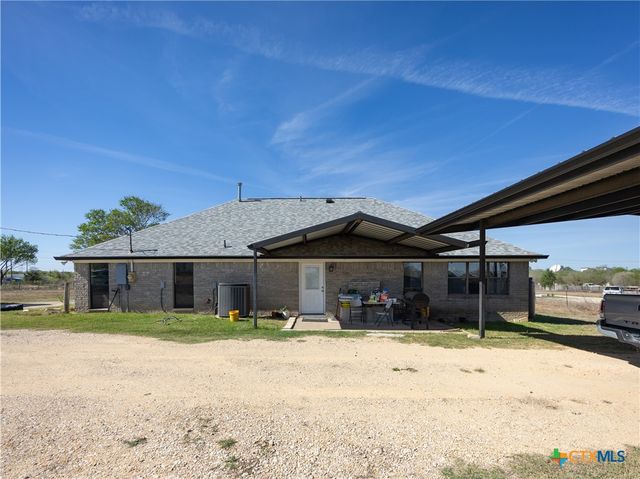 2412 Williamson Road, Lockhart, TX 78644