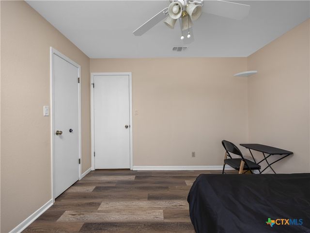 2412 Williamson Road, Lockhart, TX 78644