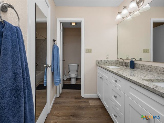 2412 Williamson Road, Lockhart, TX 78644