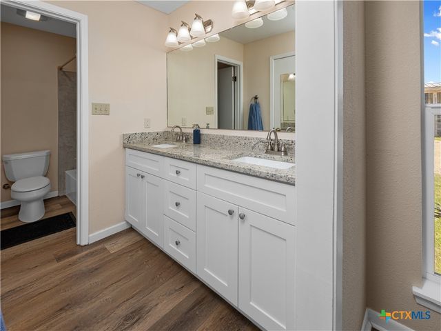 2412 Williamson Road, Lockhart, TX 78644
